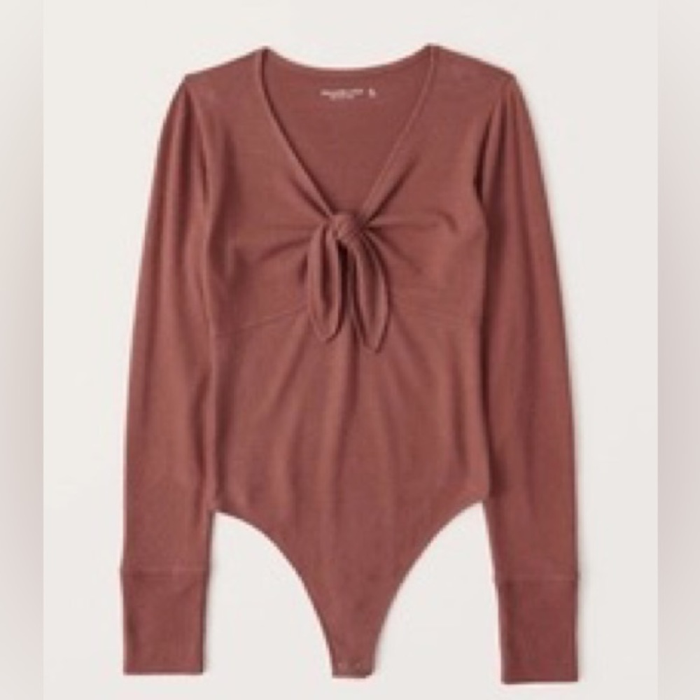Abercrombie rust cozy tie front bodysuit